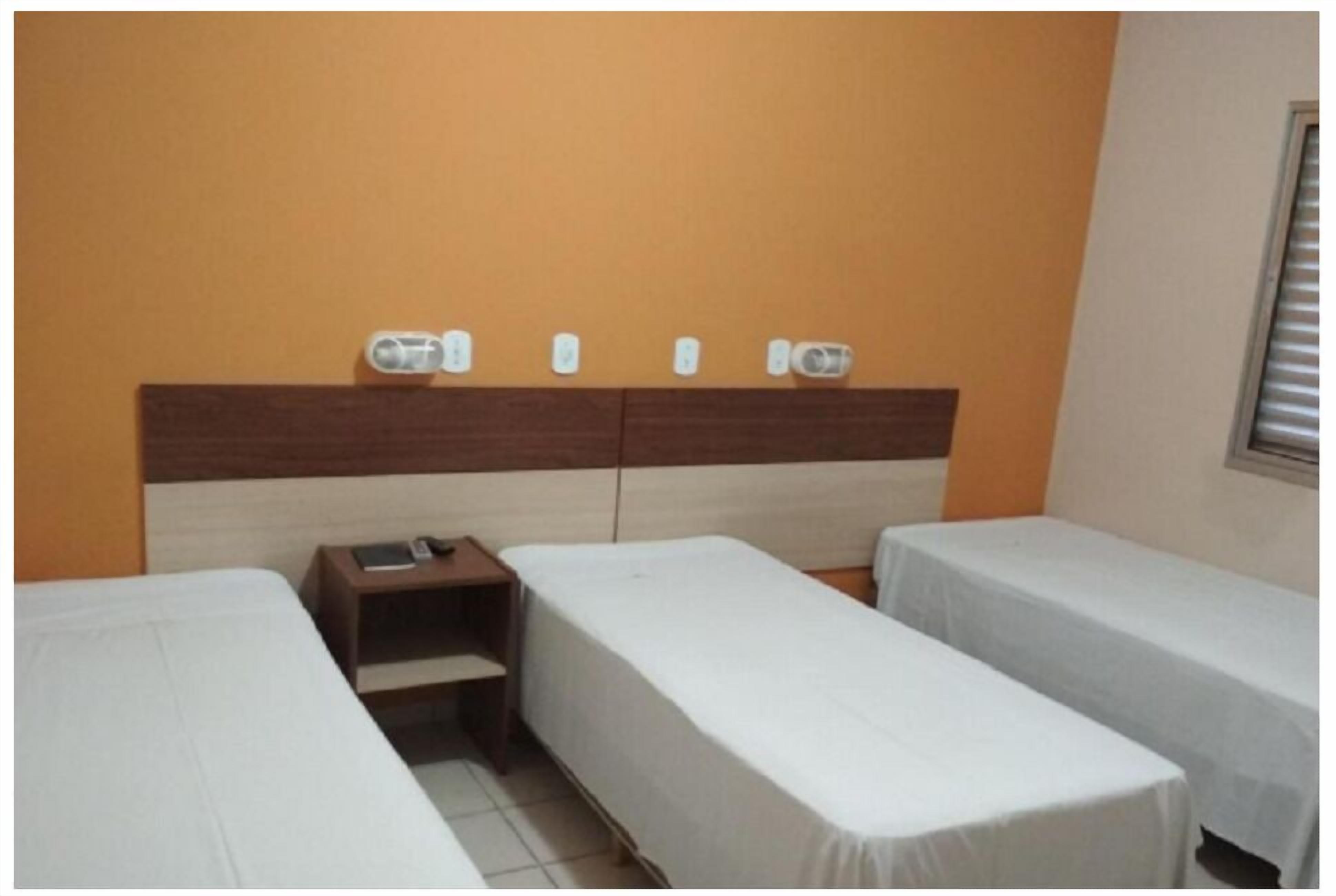 Standard Triple Room, 3 Twin Beds | Desk, laptop workspace, soundproofing, iron/ironing board