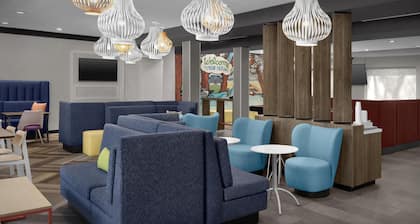 Tru by Hilton Mt Pleasant Charleston