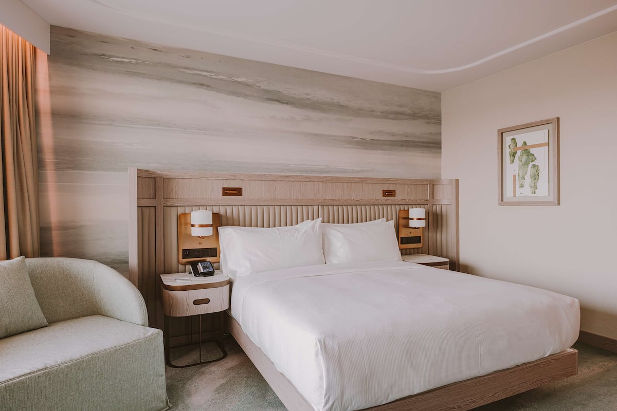 Ropa de cama de alta calidad y minibar