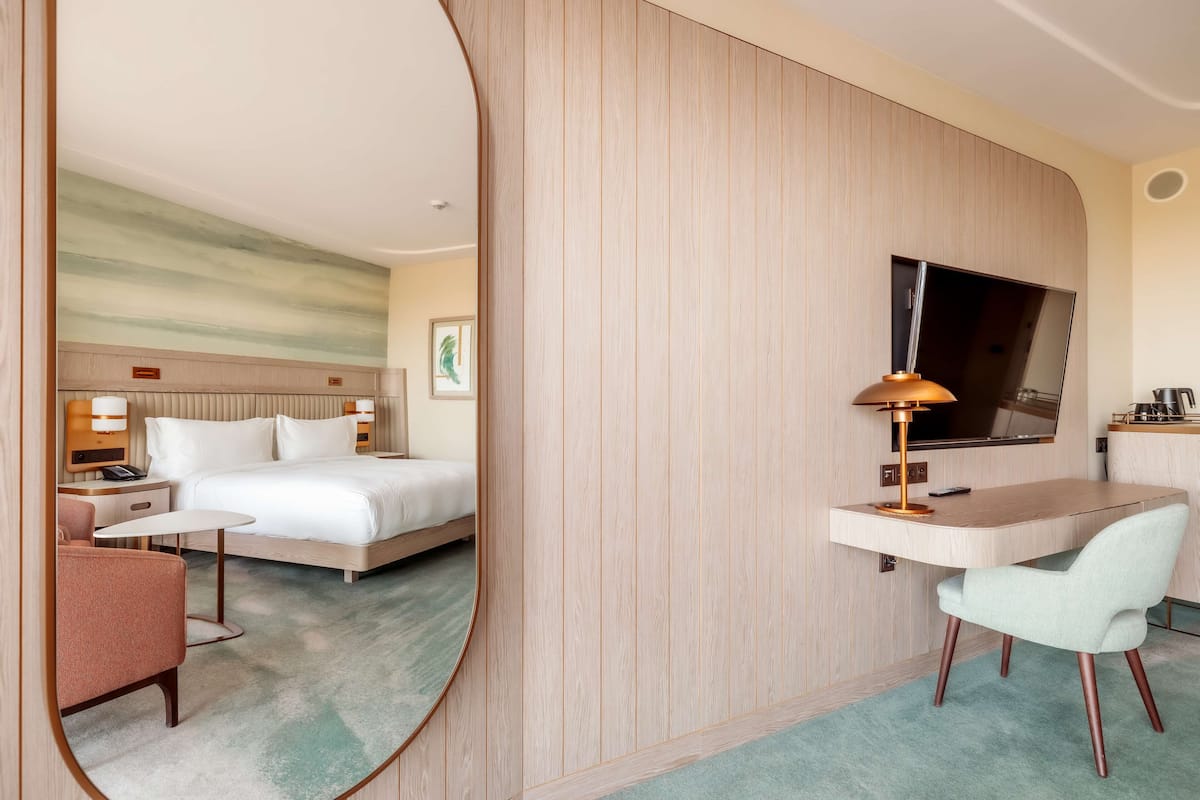 Ropa de cama de alta calidad y minibar