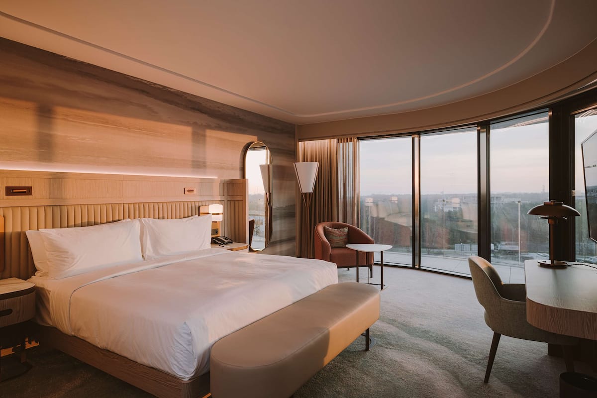 Ropa de cama de alta calidad y minibar
