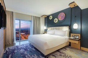 Family Room, 2 Double Beds (Deluxe, Connecting Rooms) | Minibar, in-room safe, desk, laptop workspace - DoubleTree by Hilton Afyonkarahisar (Afyonkarahisar)