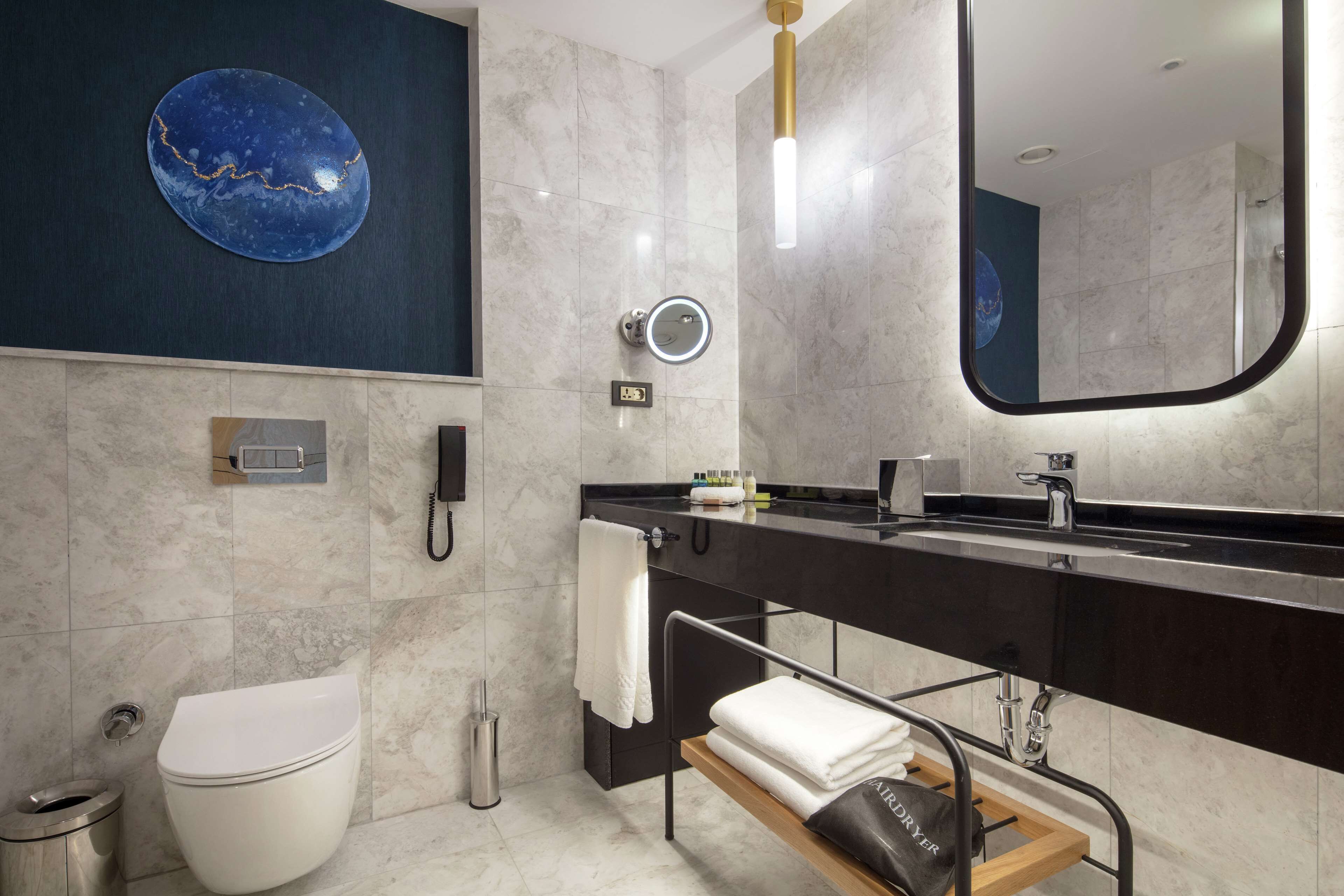 rainfall showerhead, free toiletries, hair dryer, slippers