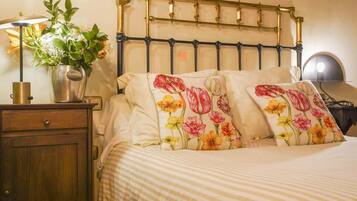 Habitación doble, 1 cama matrimonial o 2 camas individuales | Wifi gratis y ropa de cama