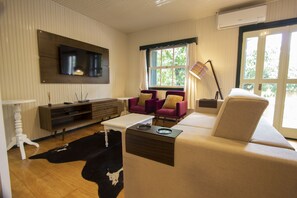Apartment, 3 Bedrooms | Living room - My Home - Serrana (Gramado)