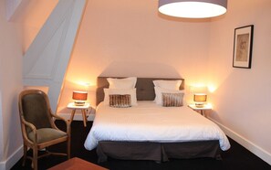 Superior Double Room - Chateau-hotel de la Menaudiere (Chissay-en-Touraine)