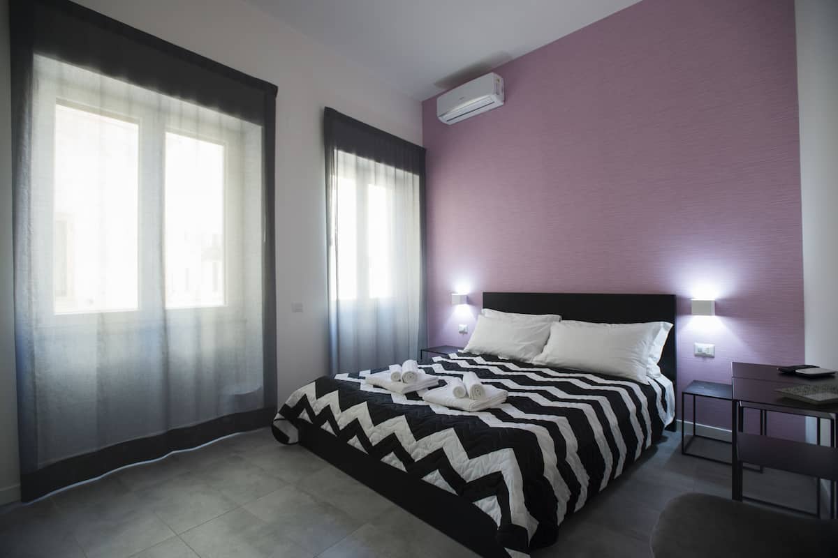 Design-Zimmer, 1 King-Bett, Blick auf den Innenhof