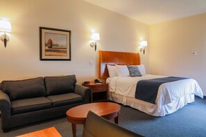 In-room safe, desk, blackout curtains, iron/ironing board - Days Inn by Wyndham Piedras Negras (Piedras Negras)