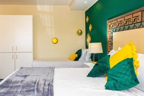 Deluxe Room, 1 King Bed | 1 bedroom, iron/ironing board, free WiFi, bed sheets - Amazonia - The Jungle Experience Resort (Willemstad)