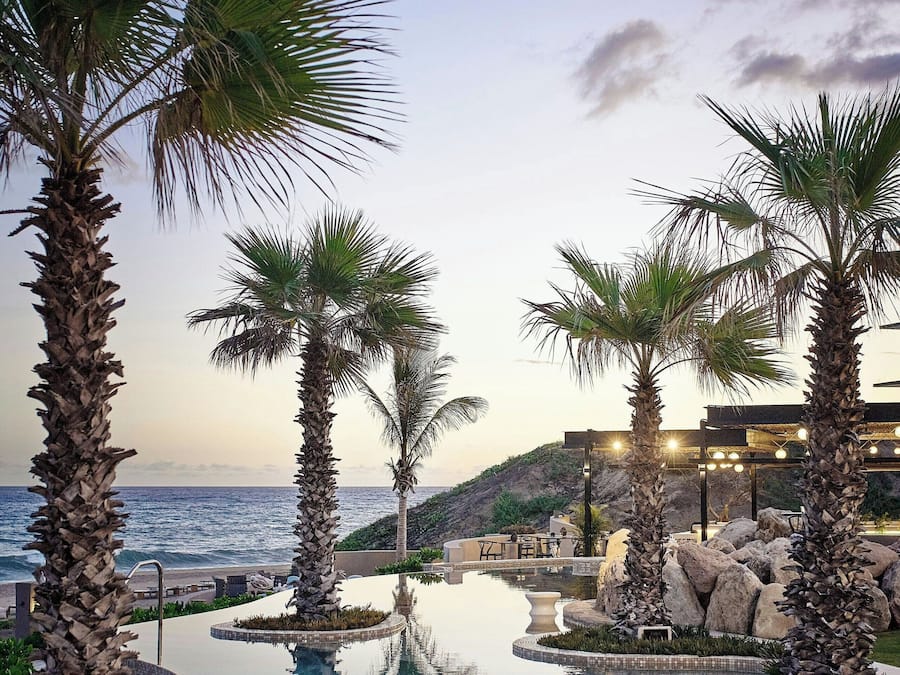 5 Außenpools, Cabañas (gegen Gebühr), Sonnenschirme