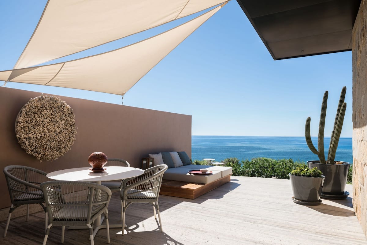 Egyptian cotton sheets, premium bedding, down duvets, memory-foam beds