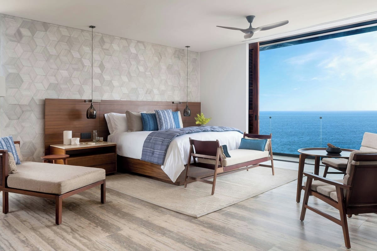 Room, 1 King Bed, Non Smoking, Beachfront | Pool | 5 outdoor pools, open 7:00 AM to 7:00 PM, cabanas (surcharge)