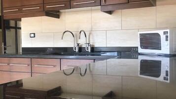 Daily cooked-to-order breakfast (USD 15 per person)