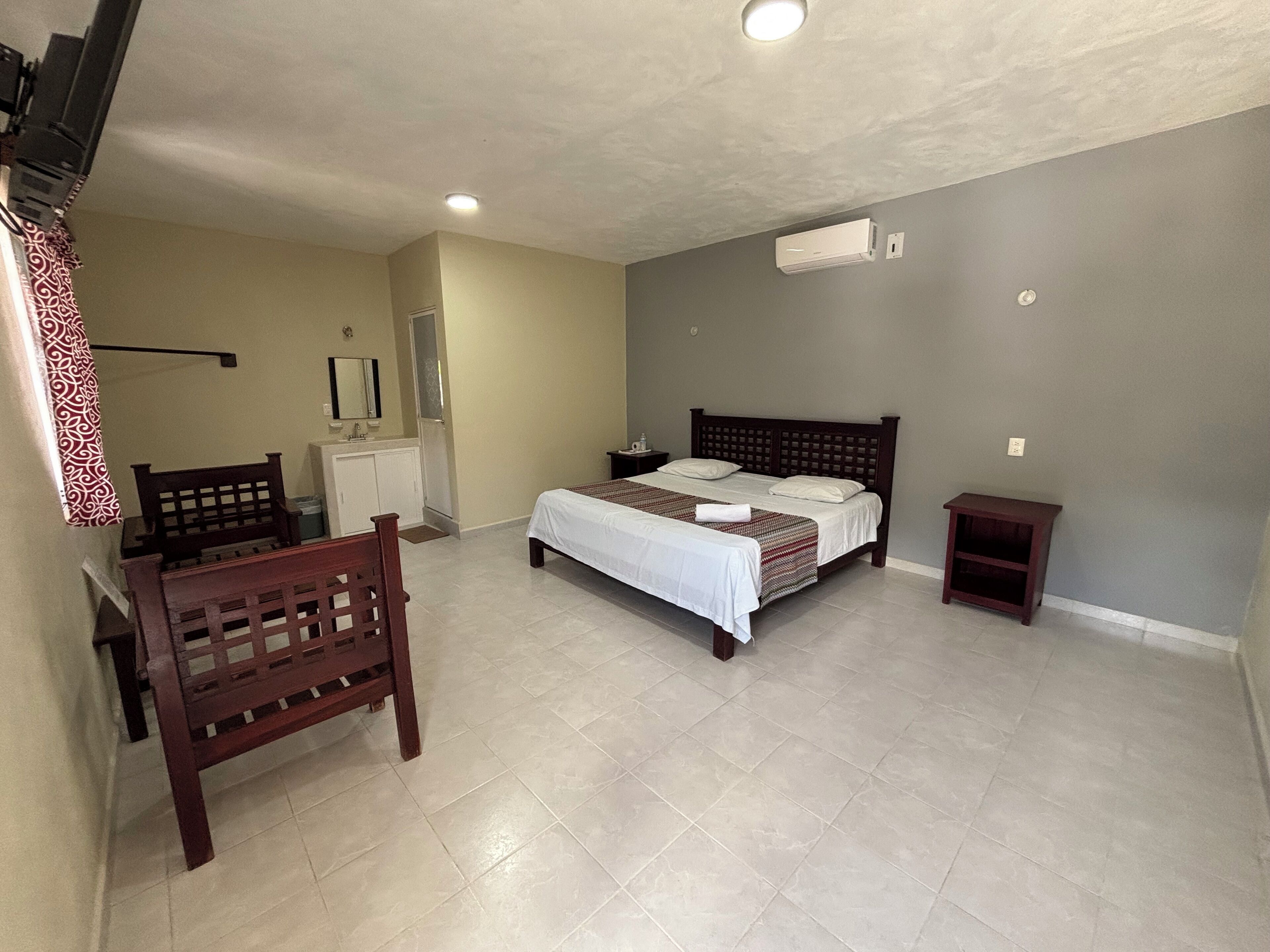 Chambre Double, 1 très grand lit