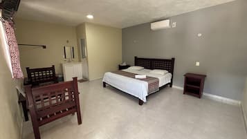 Chambre Double, 1 trĂšs grand lit