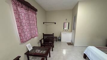 Family Room | Free WiFi