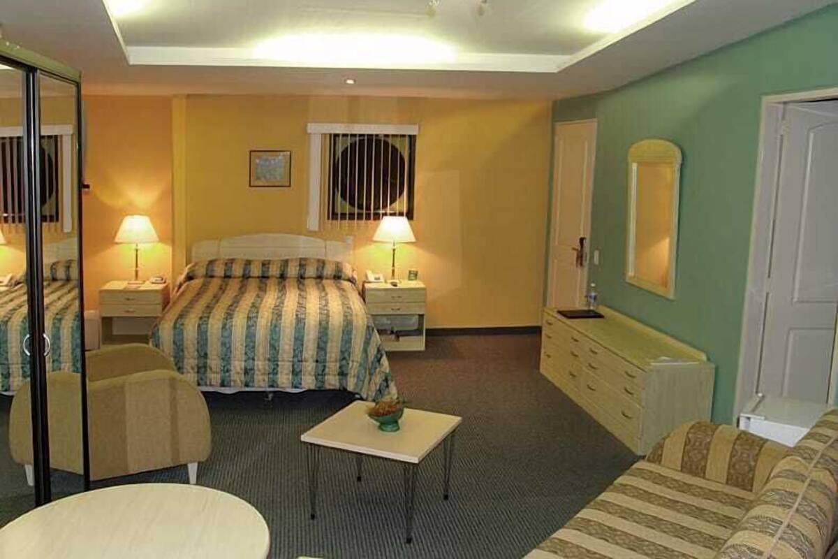 Junior Double Room | In-room safe, blackout drapes, iron/ironing board, free WiFi