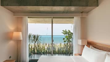 Premium bedding, minibar, in-room safe, desk