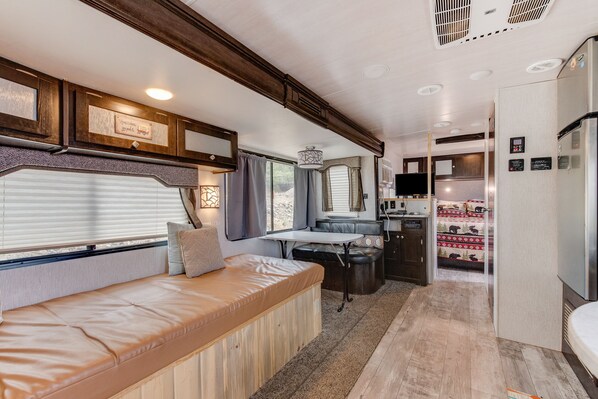 Elegant RV Camper | Interior