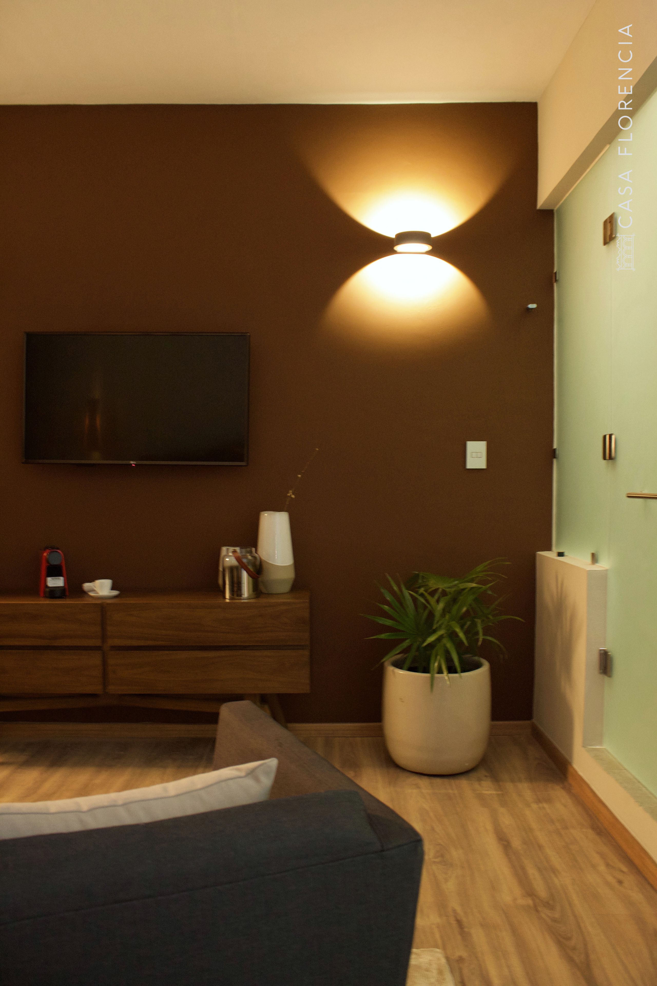 deluxe room, 1 king bed (canela) | 1 bedroom, premium bedding, in-room safe, blackout curtains