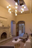 43 inci televisyen plasma dengan kabel, TV 