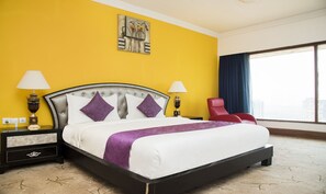 Deluxe kamer, 1 eenpersoonsbed | Een strijkplank/strijkijzer, extra bedden, gratis wifi, beddengoed