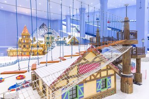 Ski hill - Guangzhou Sunac Blossom Hall Yuexue (Guangzhou)