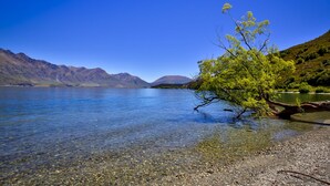 Unclassified image, 5 of 25, button - Lakeside Bliss (Closeburn)