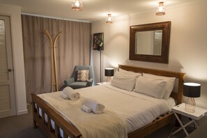 Duplex, 1 chambre | 1 chambre, fer et planche à repasser, lit de bébé (supplément)