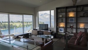 Casa, 2 habitaciones | Área de sala de estar | Smart TV y Netflix 