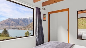 House, 4 Bedrooms | 4 bedrooms, iron/ironing board, cribs (surcharge), WiFi (free) - Woodbury Retreat (Queenstown)
