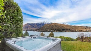 House, 4 Bedrooms | Outdoor spa tub - Woodbury Retreat (Queenstown)