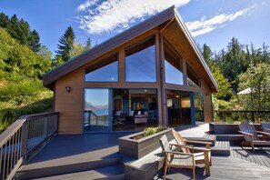 House, 4 Bedrooms | Terrace/patio - Hensman Heights (Queenstown)