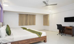 Quarto luxo, várias camas | Camas extras/dobráveis (sobretaxa), Wi-Fi de cortesia, roupa de cama