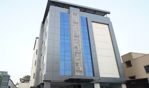 Exterior detail - Treebo Trend Kohinoor Residency (Pune)