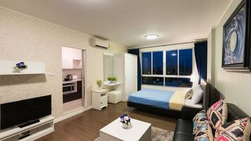 Studio, 1 Tempat Tidur Queen | Tirai kedap cahaya