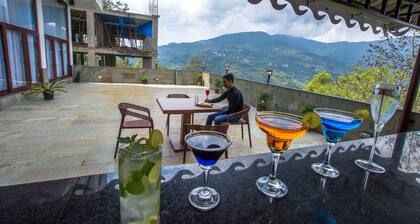 Mount Himalayan Hotel