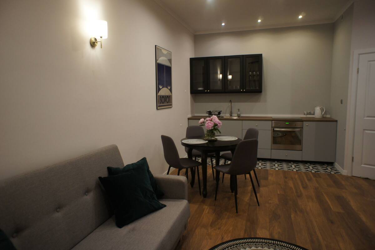 Apartment, 1 Queen Bed with Sofa bed (#52) | In-room dining