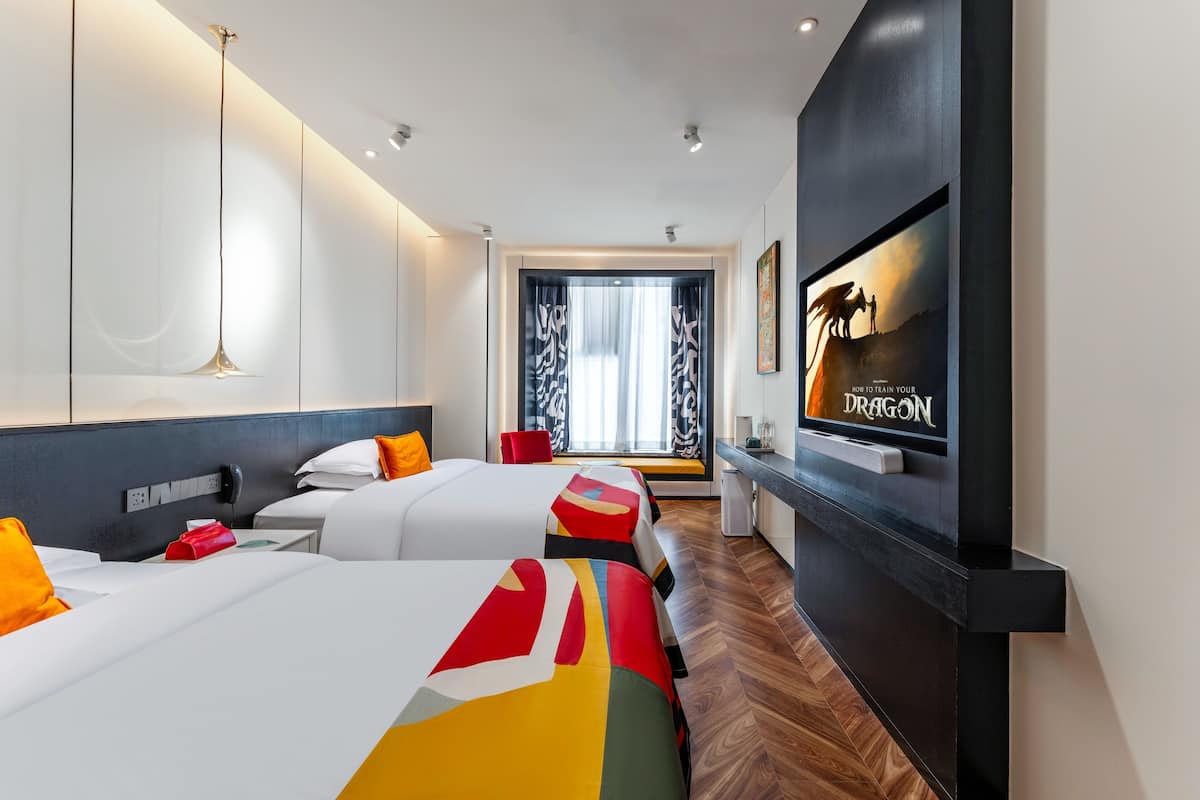 Quarto casal standard, 2 camas de casal | 3 quartos, roupas de cama premium, frigobar, escrivaninha
