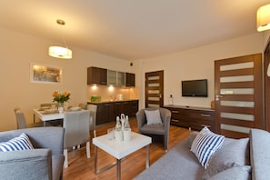 Apartment (Martini Grande) | Living area | Flat-screen TV