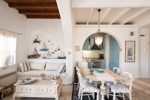 Living area - Anemoessa House (Mykonos)