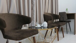 ห้องสแตนดาร์ดสำหรับสี่ท่าน, ห้องครัวขนาดเล็ก | วิวจากห้องพัก