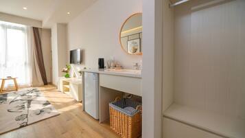 Executive Double Room | In-room safe, desk, blackout drapes, iron/ironing board (on request)