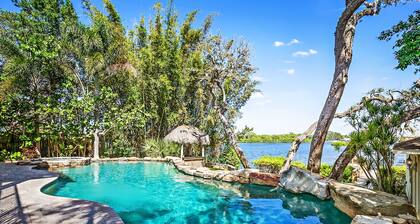 Dolphin Cove Villa