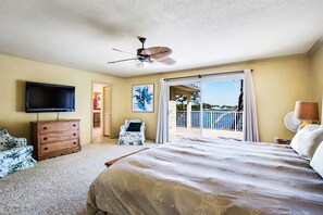 House, Multiple Beds (4 Bedrooms) | 4 bedrooms, individually furnished, desk, iron/ironing board