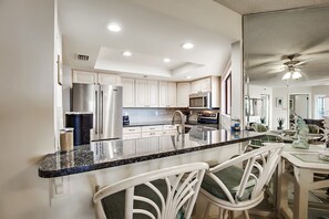 Highchair - Mariners Light 3B (Redington Beach)