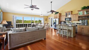 Living room - Sherwood Lakes A (Palm Harbor)