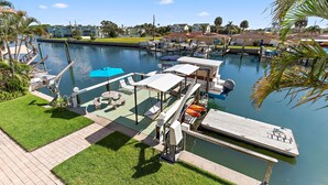 Unclassified image, 5 of 34, button - Dockside Villas D (Dunedin)