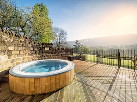 Bañera de hidromasaje exterior