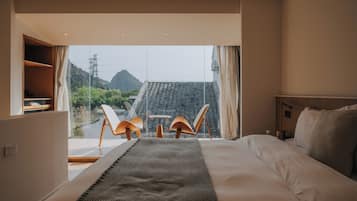 Panoramic-Suite, 2 Schlafzimmer, Nichtraucher, Bergblick | Wohnbereich